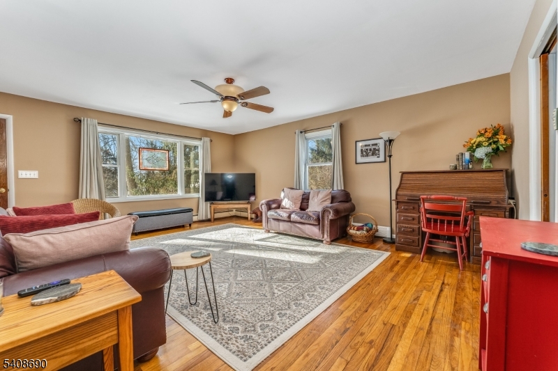 469 West Hill Road Glen Gardner, NJ 08826 - Photo 6 of 26