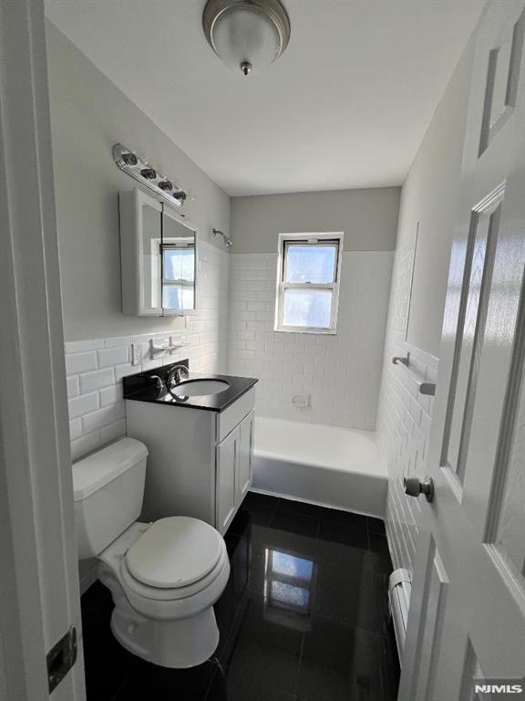 161 18th Street, Unit 4C Union City, NJ 07087 - Photo 21 of 26