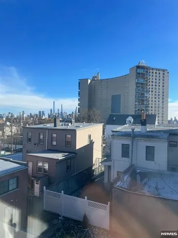 $285,000 | 161 18th Street, Unit 4C, Union City, NJ 07087