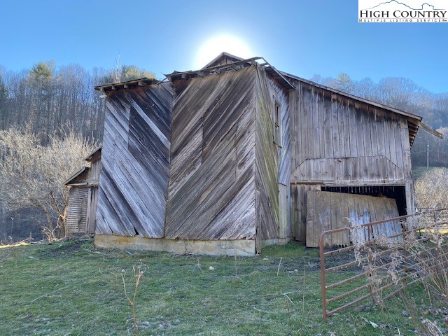 Henson Branch Road Vilas, NC 28692 - Photo 33 of 37 Gallery Image 33