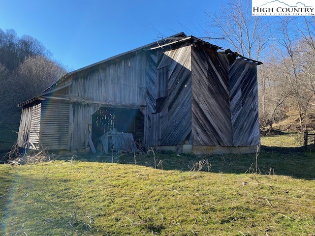 Henson Branch Road Vilas, NC 28692 - Photo 34 of 37 Gallery Image 34