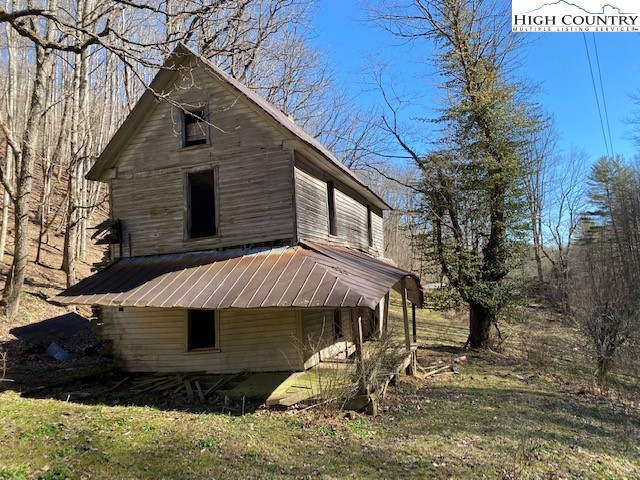 Henson Branch Road Vilas, NC 28692 - Photo 7 of 37 Gallery Image 7