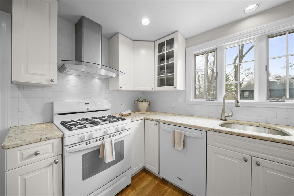 50 Kendall Road Newton, MA 02459 - Photo 11 of 42