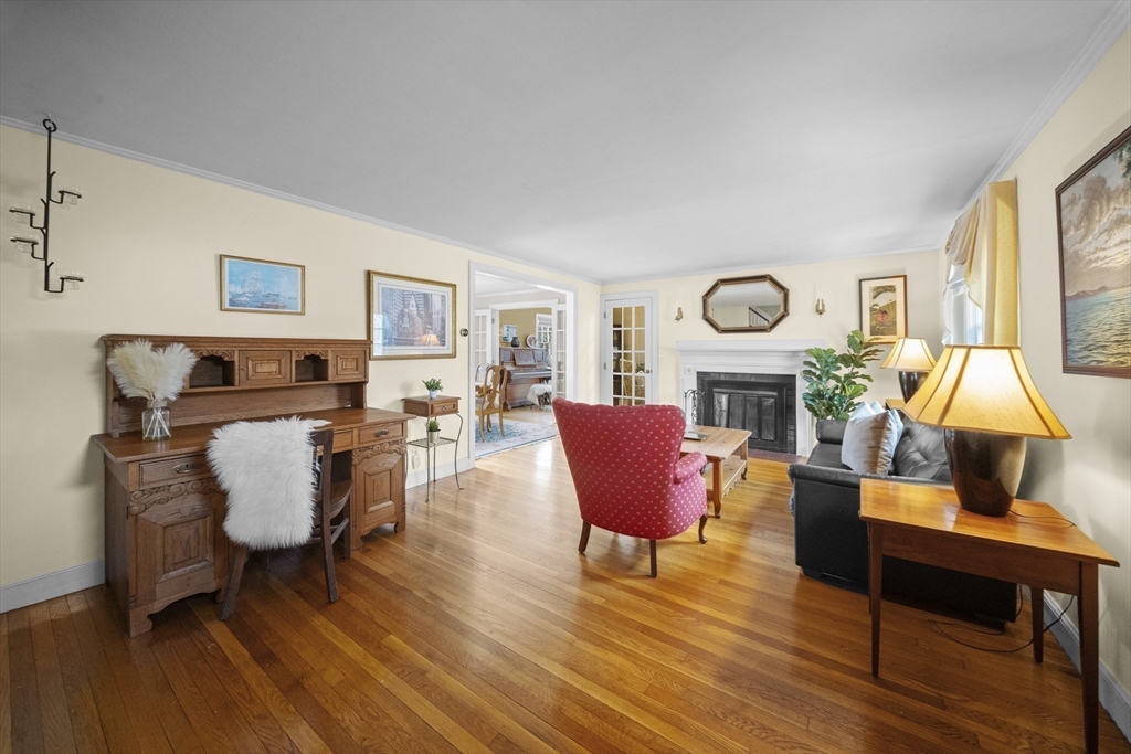 50 Kendall Road Newton, MA 02459 - Photo 5 of 42