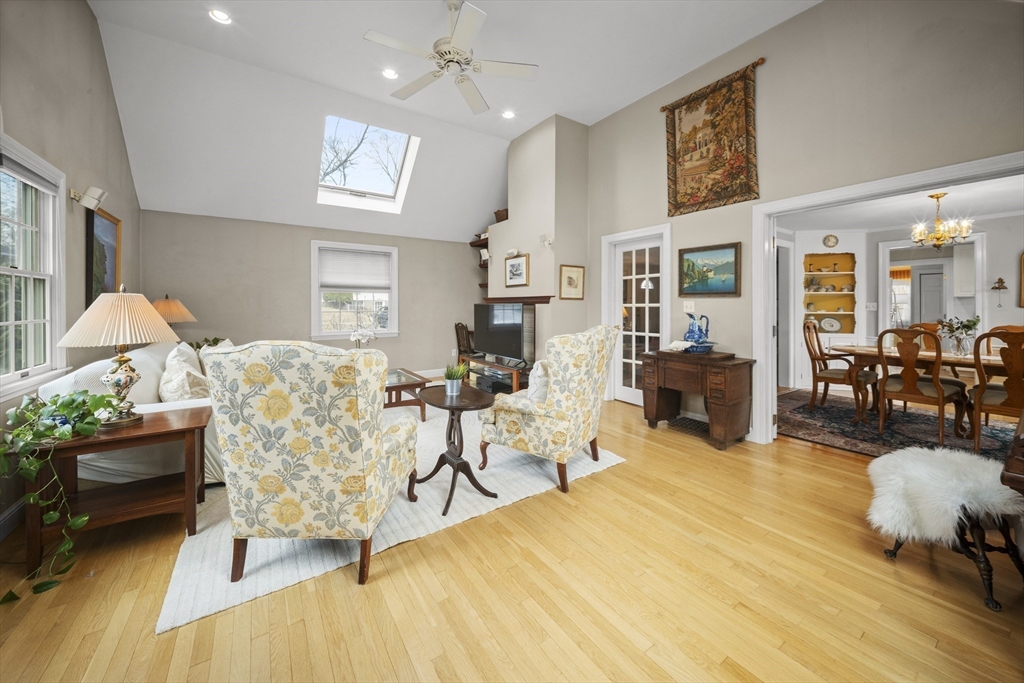 50 Kendall Road Newton, MA 02459 - Photo 6 of 42