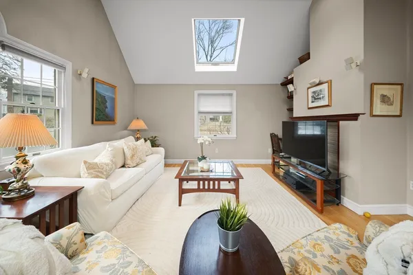 $1,499,900 | 50 Kendall Road, Newton, MA 02459