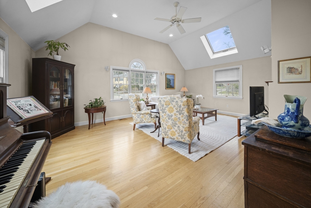 50 Kendall Road Newton, MA 02459 - Photo 9 of 42