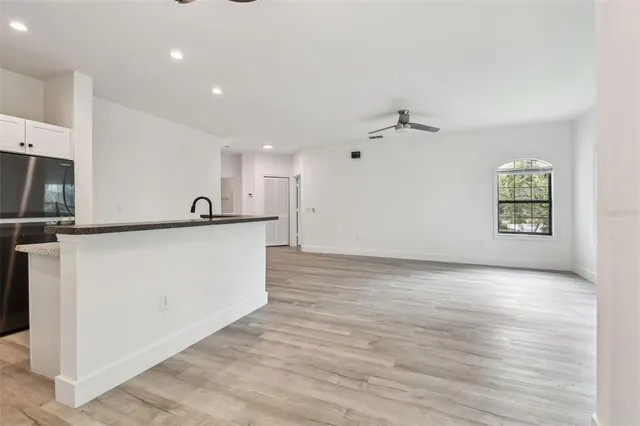 $290,000 | 2171 Portofino Place, Unit 272725, Palm Harbor, FL 34683