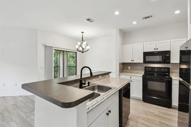 $290,000 | 2171 Portofino Place, Unit 272725, Palm Harbor, FL 34683