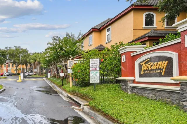 $290,000 | 2171 Portofino Place, Unit 272725, Palm Harbor, FL 34683