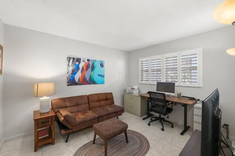 $219,900 | 2008 South Federal Highway, Unit 108, Boynton Beach, FL 33435