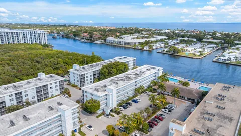 $219,900 | 2008 South Federal Highway, Unit 108, Boynton Beach, FL 33435