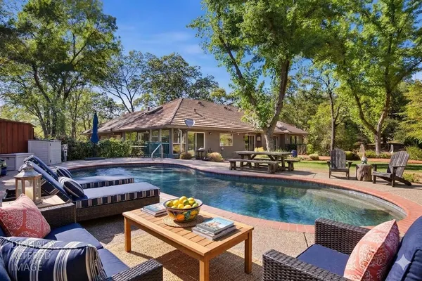 $1,180,000 | 1080 Squirrel Creek Place, Auburn, CA 95602
