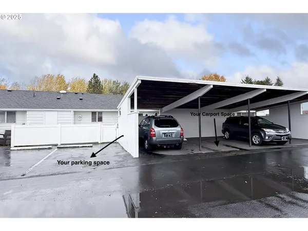 $219,500 | 579 Northeast Fleming Avenue, Unit C41, Gresham, OR 97030