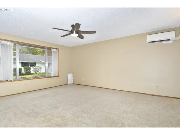 $219,500 | 579 Northeast Fleming Avenue, Unit C41, Gresham, OR 97030