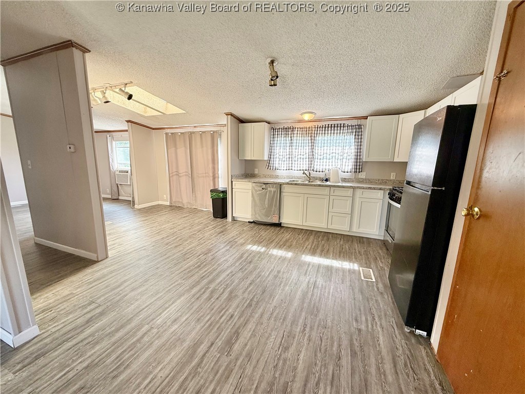 4305 Ravenswood Pike Ripley, WV 25271 - Photo 10 of 37 Gallery Image 10