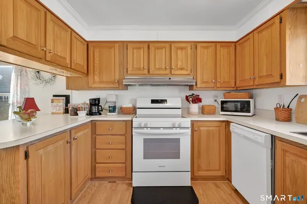 $220,000 | 7 Eastview Road, Southington, CT 06489