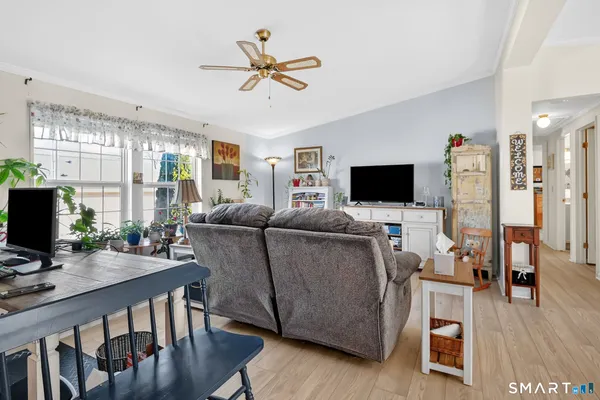 $220,000 | 7 Eastview Road, Southington, CT 06489