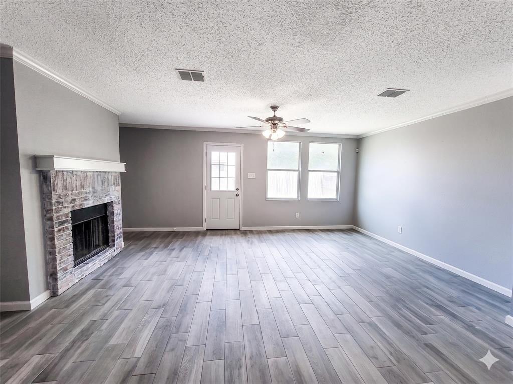 1725 Carolina Ridge Way Fort Worth, TX 76247 - Photo 8 of 17