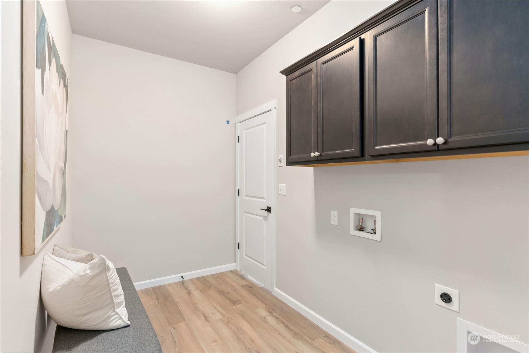 9828 Meadow Road Southwest Lakewood, WA 98499 - Photo 18 of 40