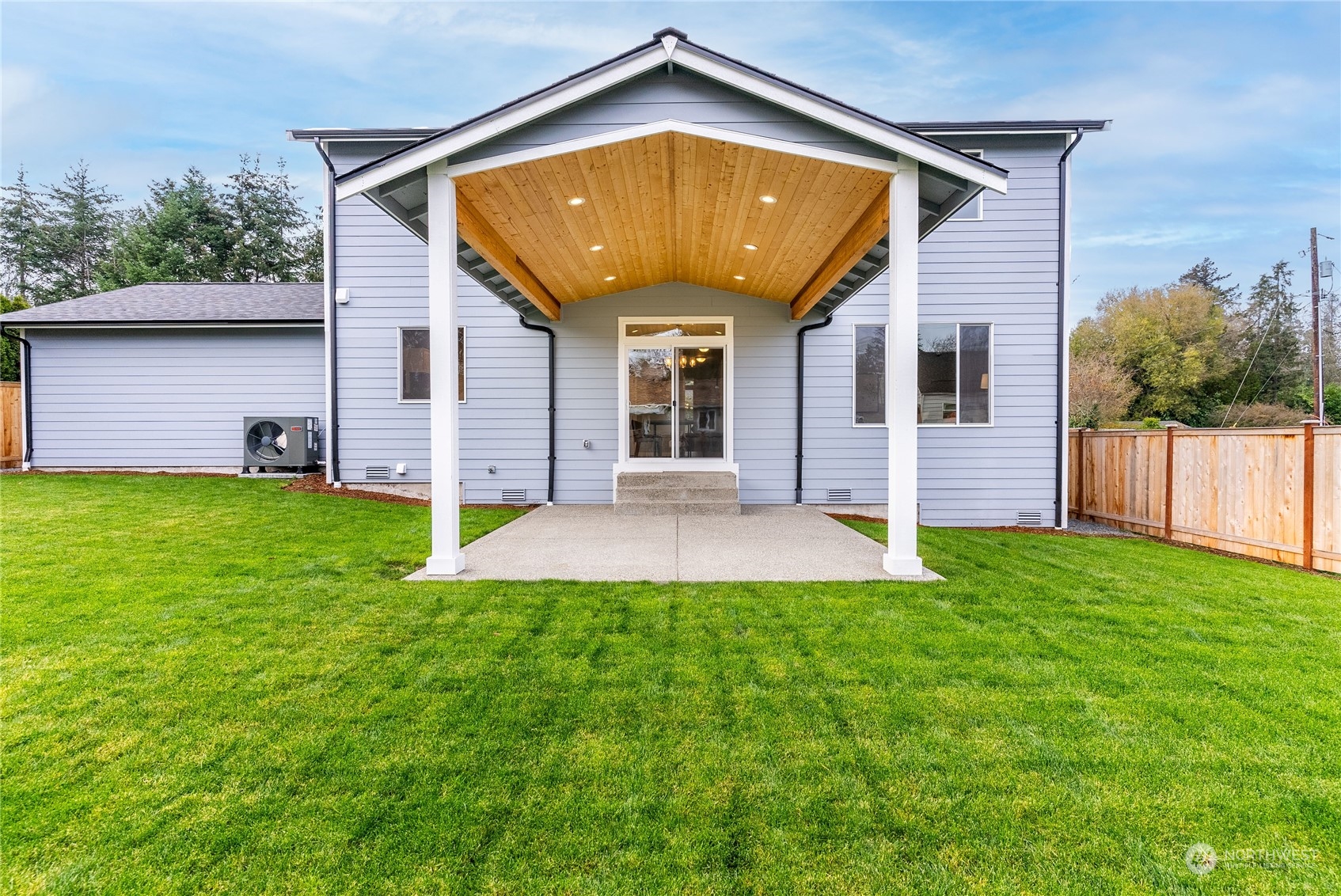 9828 Meadow Road Southwest Lakewood, WA 98499 - Photo 26 of 40