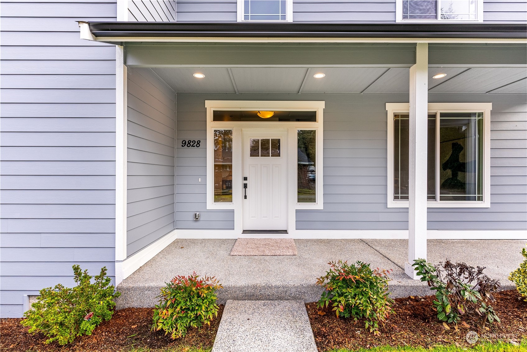 9828 Meadow Road Southwest Lakewood, WA 98499 - Photo 3 of 40