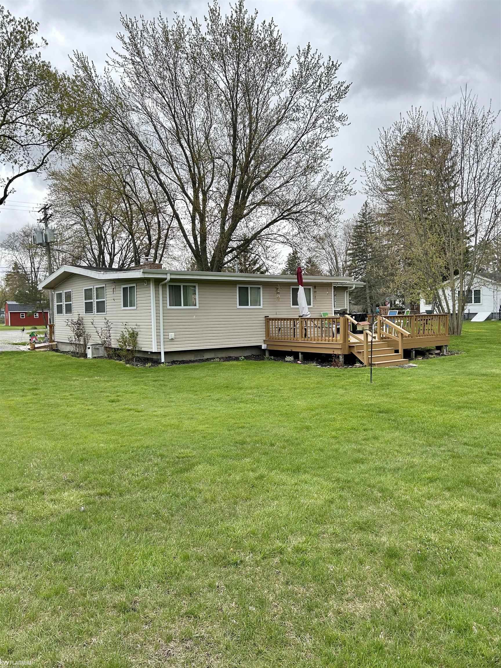 3852 Myrtle Road Fort Gratiot, MI 48059 - Photo 7 of 24 50107358-6.JPG