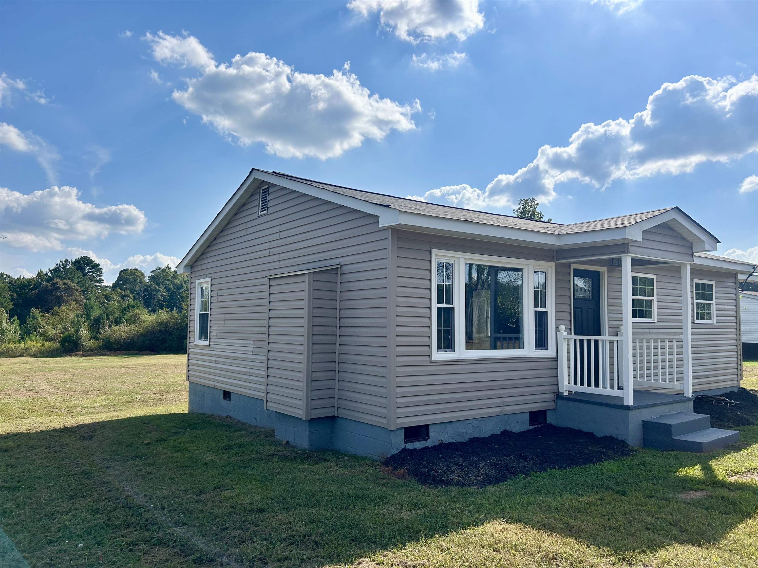 340 Green Farm Road Chesnee, SC 29323 - Photo 2 of 23