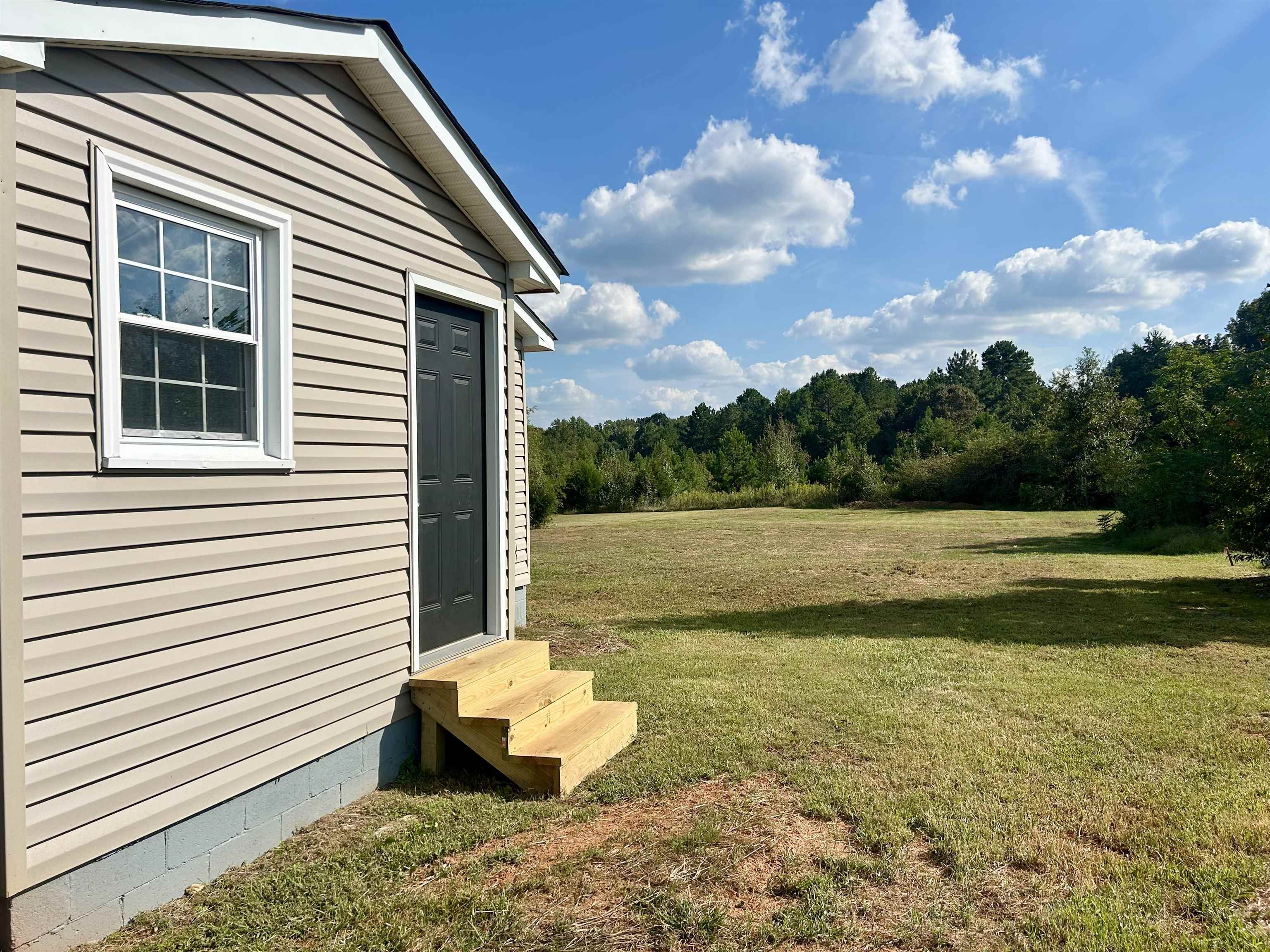 340 Green Farm Road Chesnee, SC 29323 - Photo 5 of 23