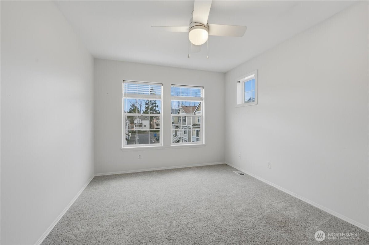 10217 Southeast 237th Street Kent, WA 98031 - Photo 19 of 22