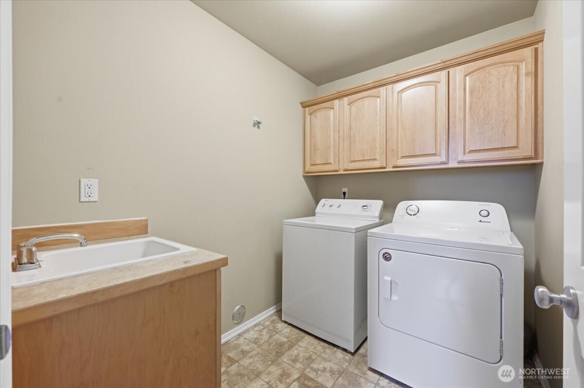 10217 Southeast 237th Street Kent, WA 98031 - Photo 20 of 22