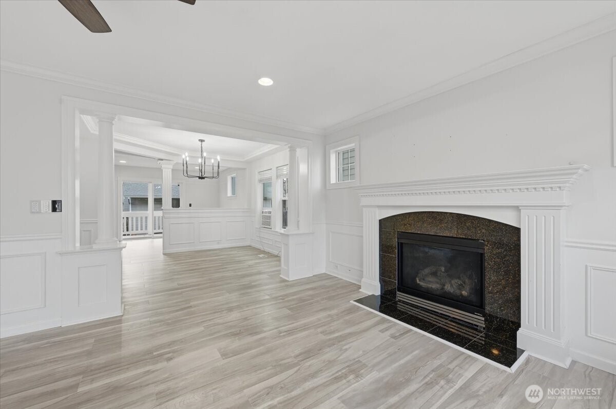 10217 Southeast 237th Street Kent, WA 98031 - Photo 4 of 22