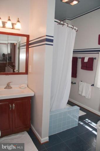 8011 Redstone Road Kingsville, MD 21087 - Photo 27 of 30 Master Bath