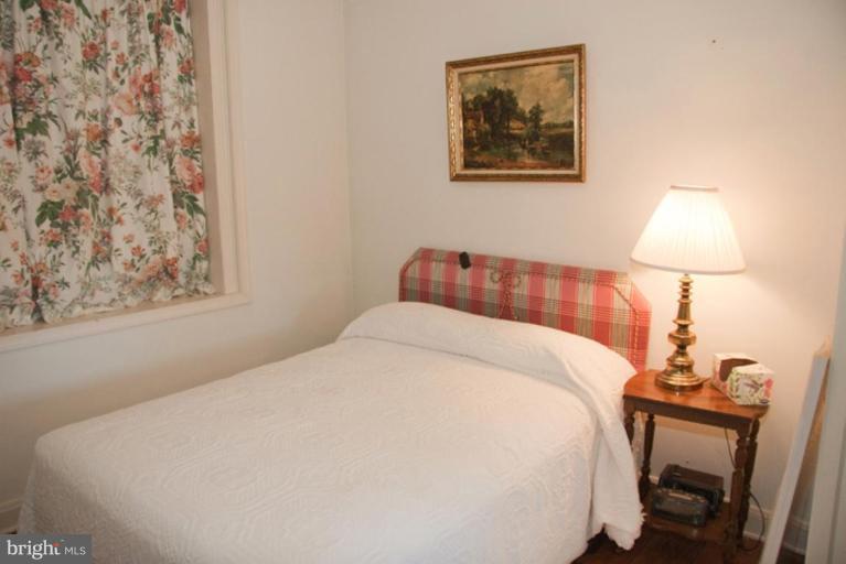 8011 Redstone Road Kingsville, MD 21087 - Photo 29 of 30 Bedroom #2