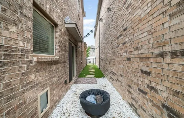 $2,900 | 7609 Sunset Boulevard, Rowlett, TX 75088