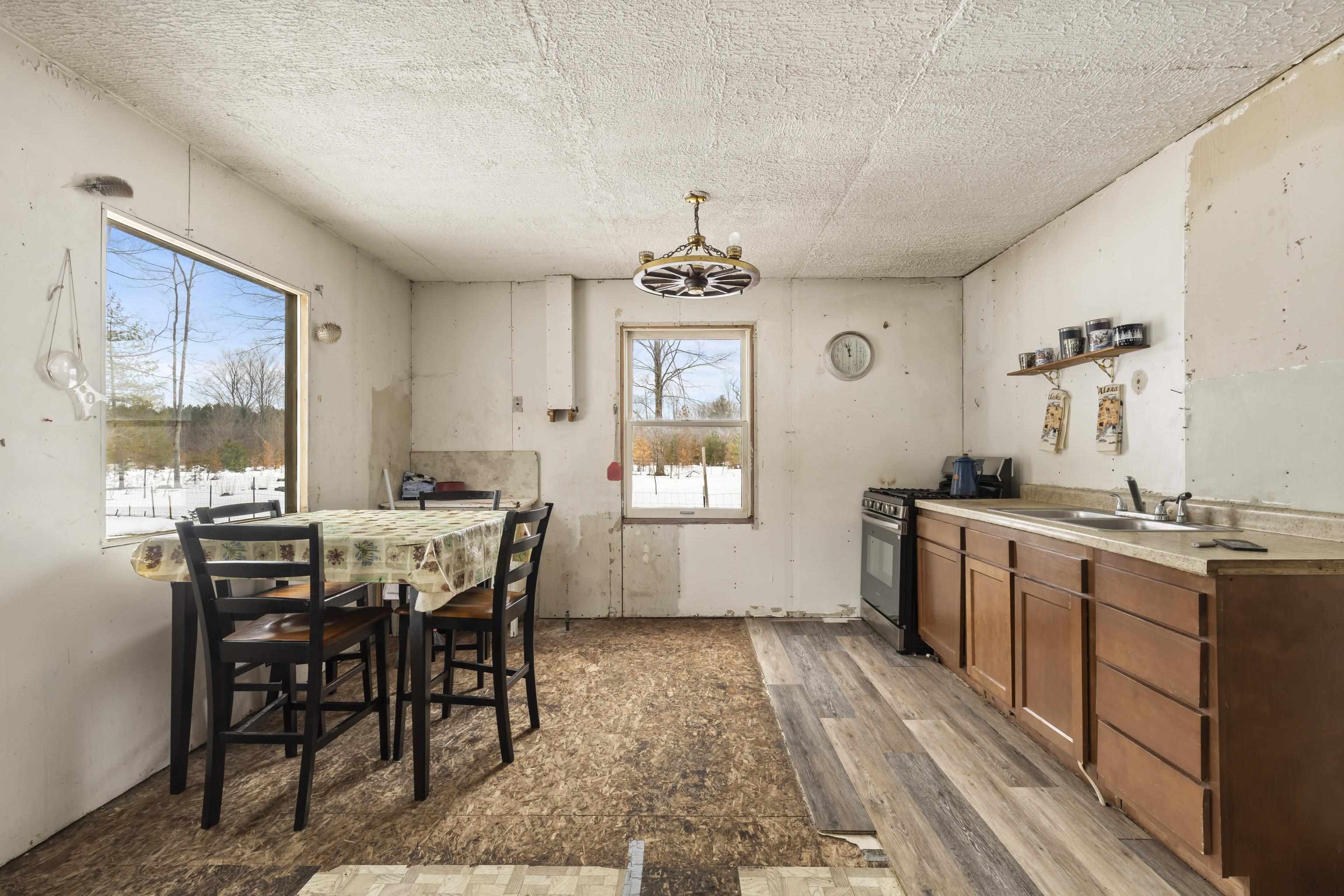 13544 Aylsworth Road Beulah, MI 49617 - Photo 19 of 29