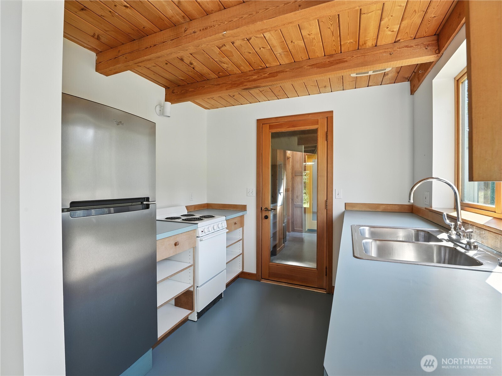 450 Cross Road Lopez Island, WA 98261 - Photo 16 of 40 Gallery Image 16