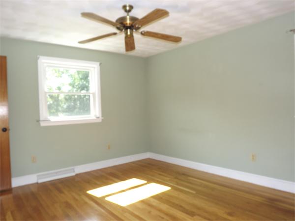 77 Edmund Road Marshfield, MA 02050 - Photo 13 of 25 Gallery Image 13