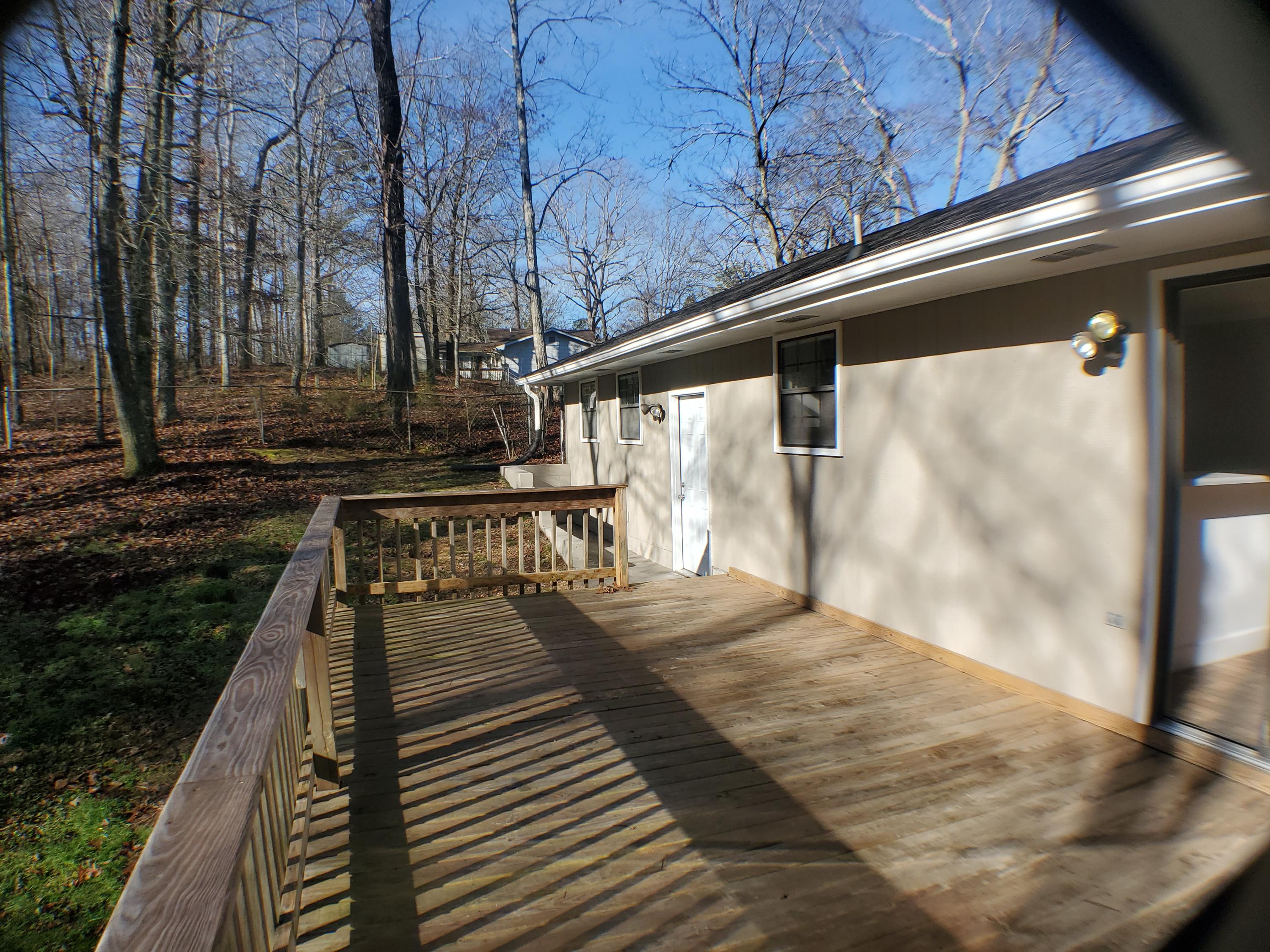 484 Jacobs Road Ringgold, GA 30736 - Photo 11 of 20 Rear Deck