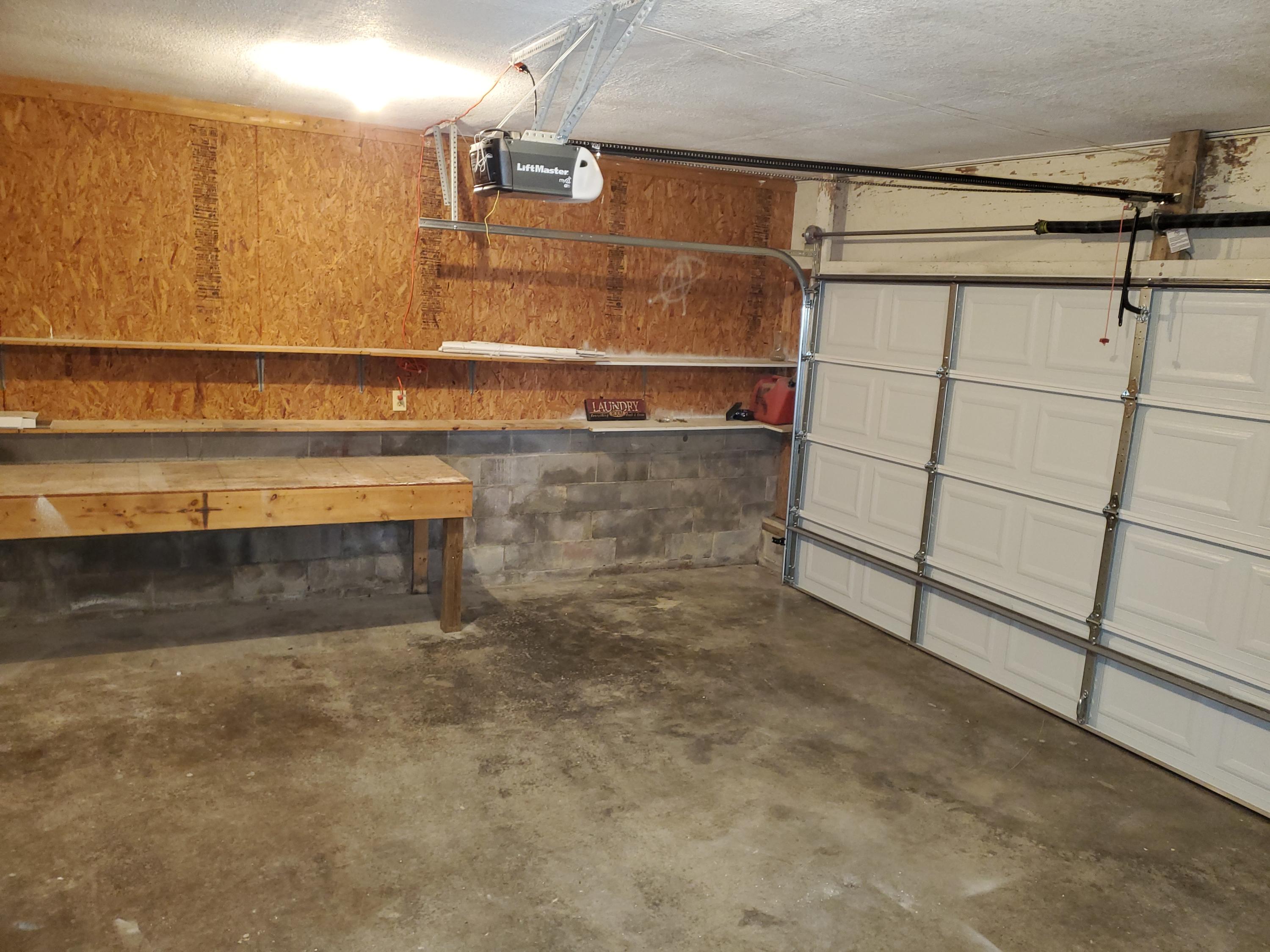 484 Jacobs Road Ringgold, GA 30736 - Photo 15 of 20 Garage