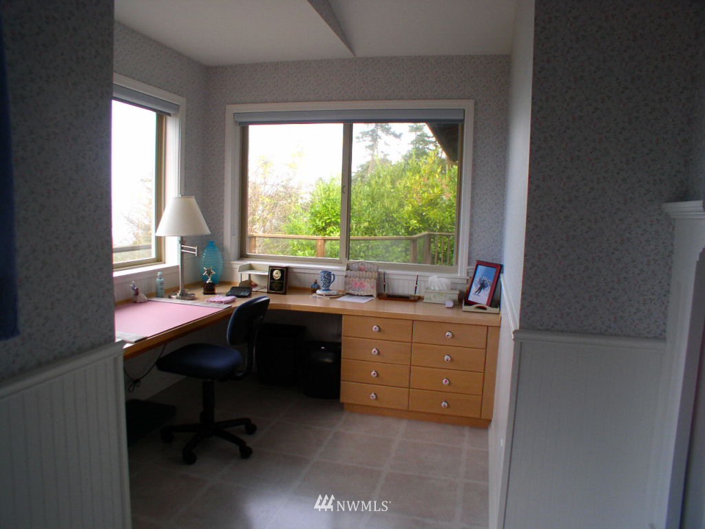 253 McCurdy Point Road Port Townsend, WA 98368 - Photo 12 of 15 Gallery Image 12