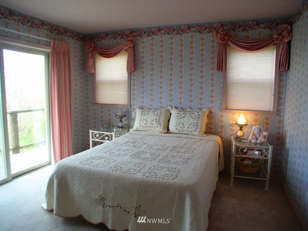253 McCurdy Point Road Port Townsend, WA 98368 - Photo 14 of 15 Gallery Image 14