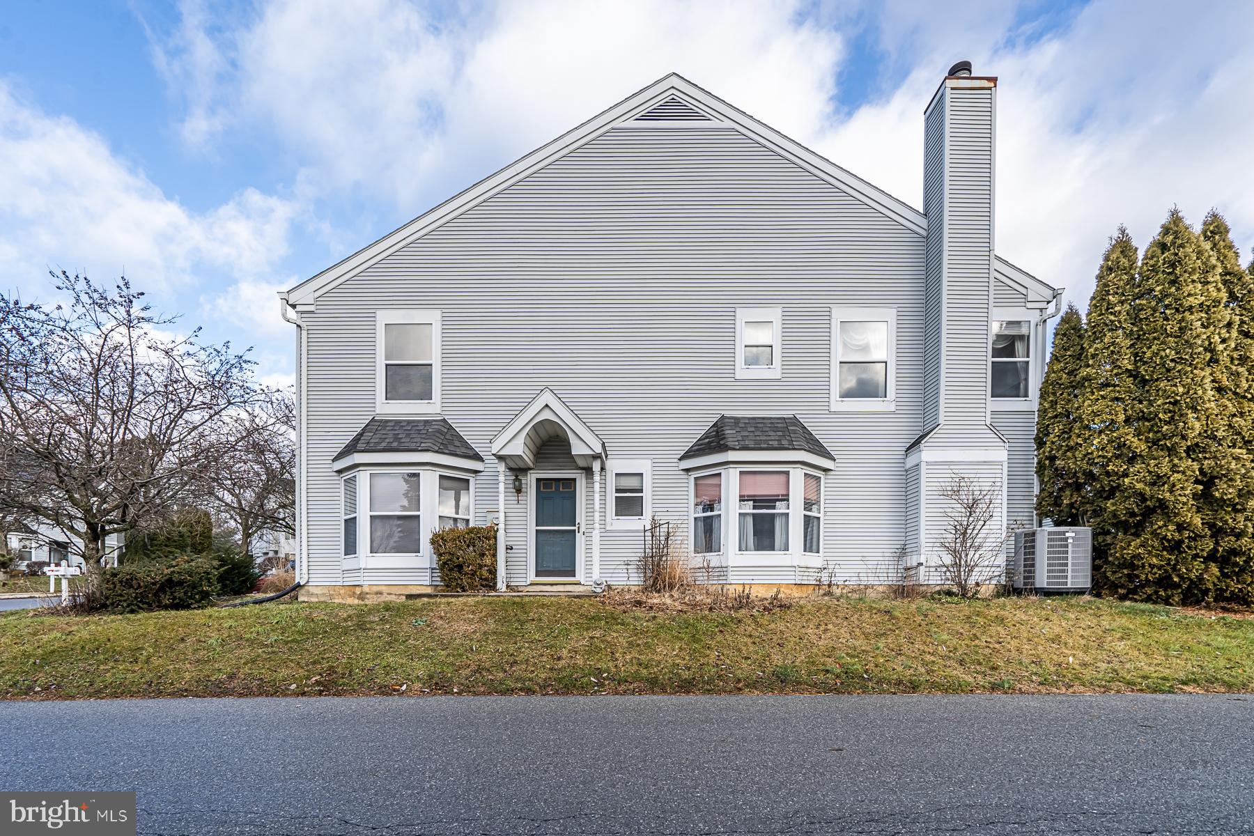 1262 Forest Road Whitehall, PA 18052 - Photo 3 of 24 Gallery Image 3