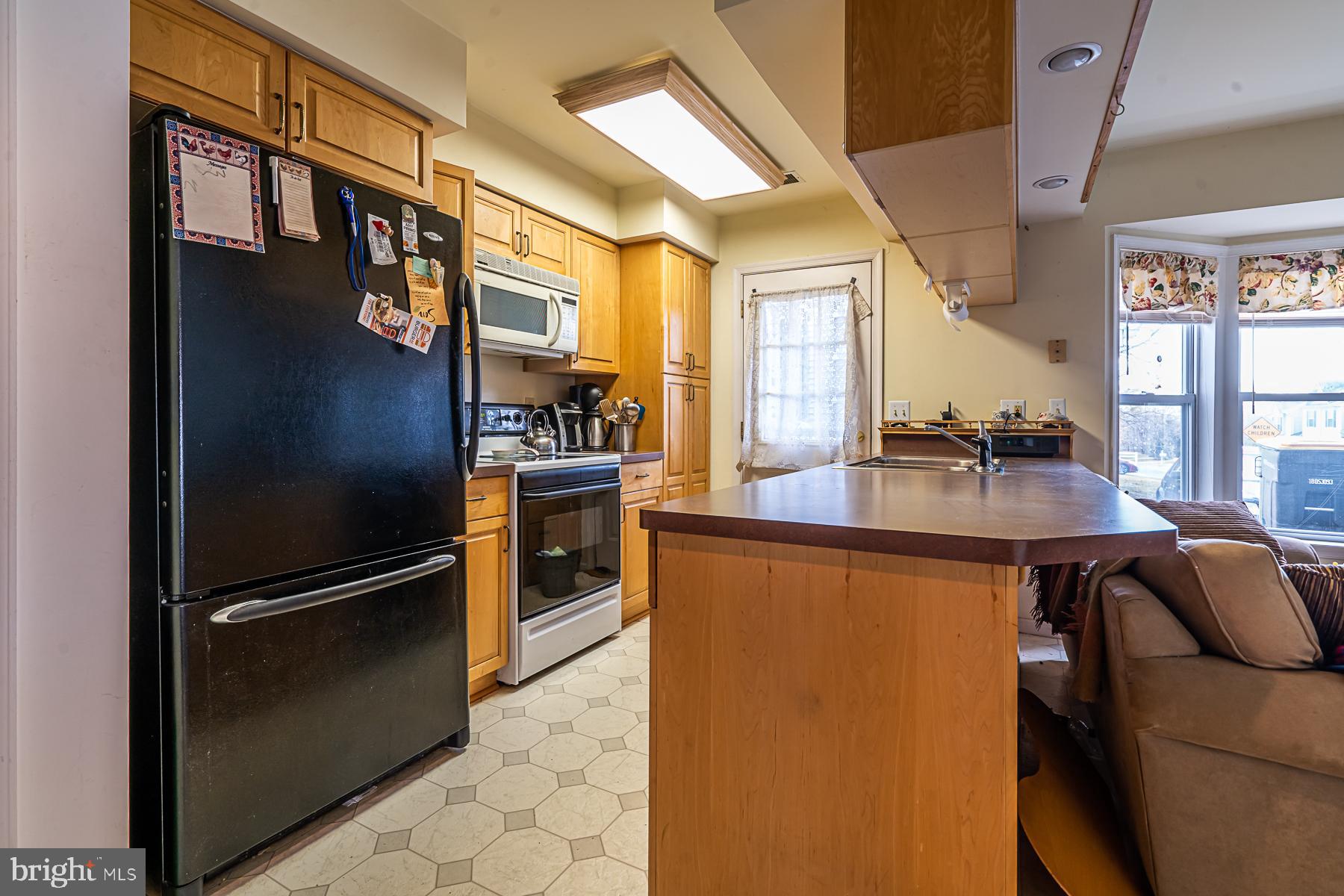 1262 Forest Road Whitehall, PA 18052 - Photo 7 of 24 Gallery Image 7