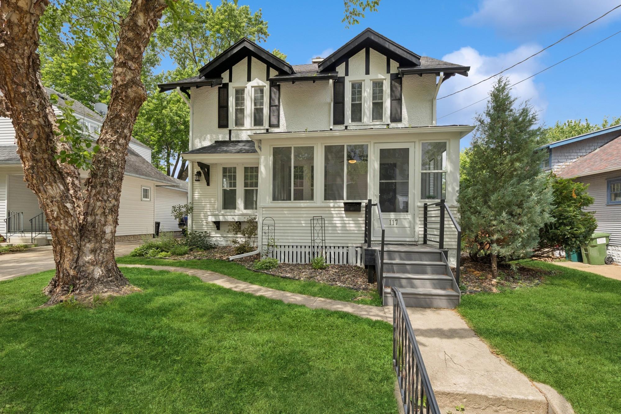 117 9th Avenue Northwest Rochester, MN 55901 - Photo 1 of 30