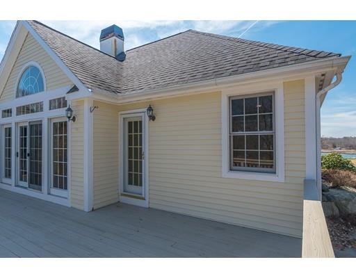 25 Thurston Point Road Gloucester, MA 01930 - Photo 11 of 28 Gallery Image 11
