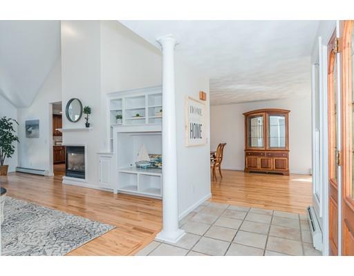 25 Thurston Point Road Gloucester, MA 01930 - Photo 12 of 28 Gallery Image 12