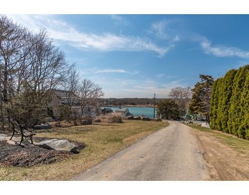 25 Thurston Point Road Gloucester, MA 01930 - Photo 8 of 28 Gallery Image 8