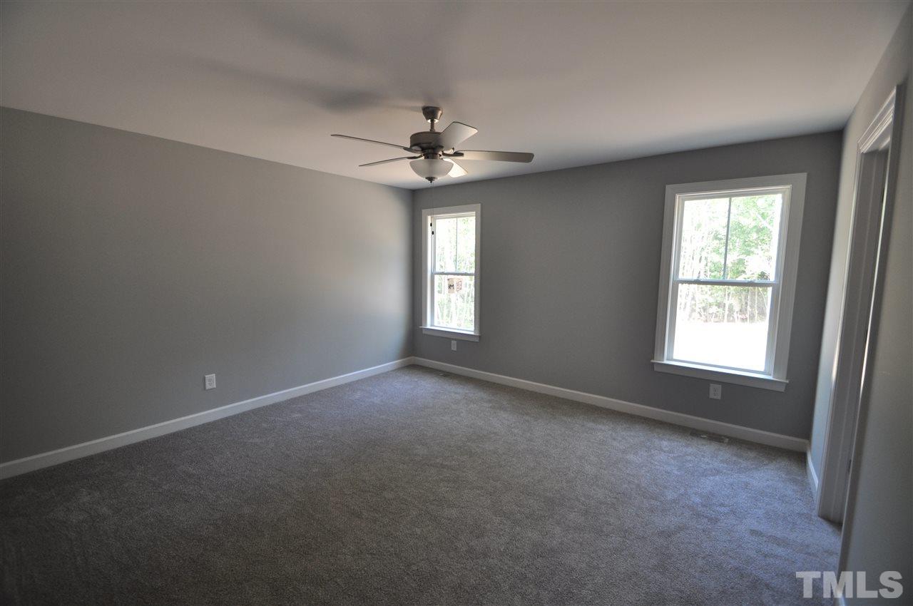 60 Mullins Pond Rd Spring Spring Hope, NC 27882 - Photo 4 of 9 Gallery Image 4