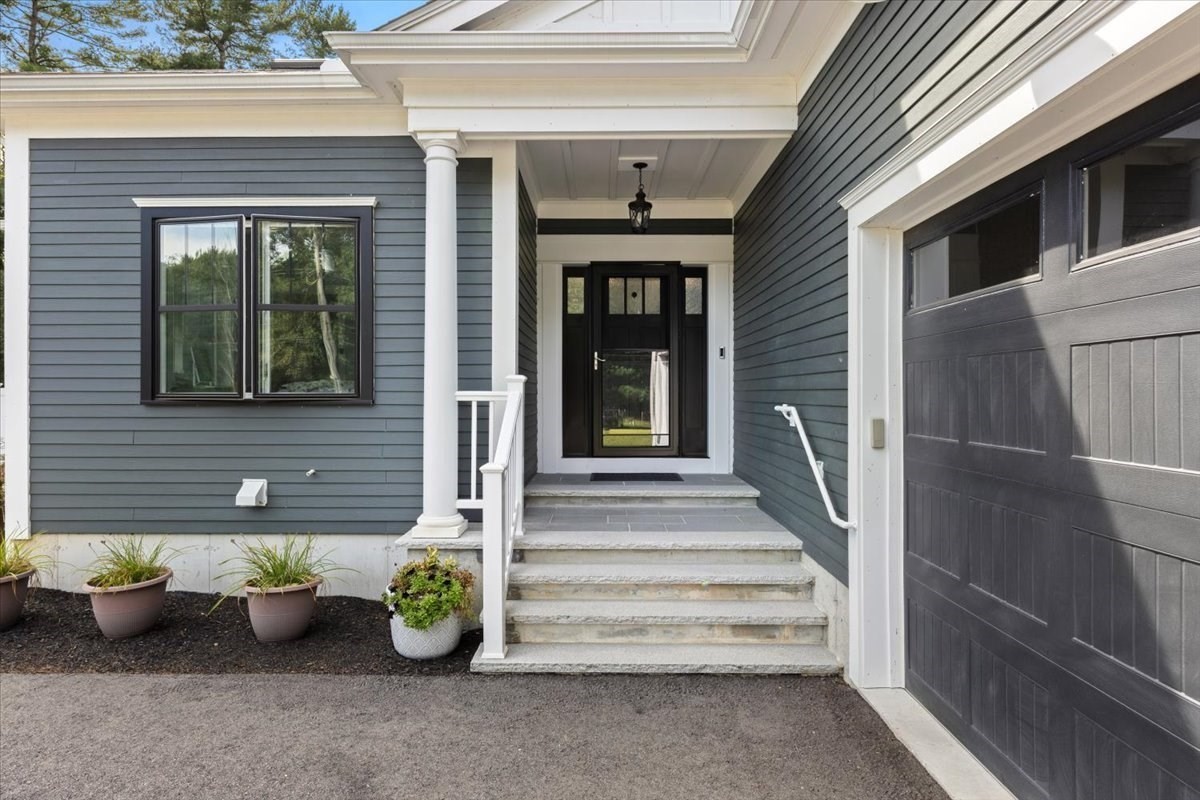 252 Scadding Street Taunton, MA 02780 - Photo 5 of 41 Gallery Image 5